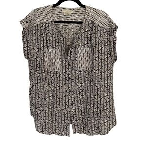 VANHEUSEN STUDIO button front short sleeve top